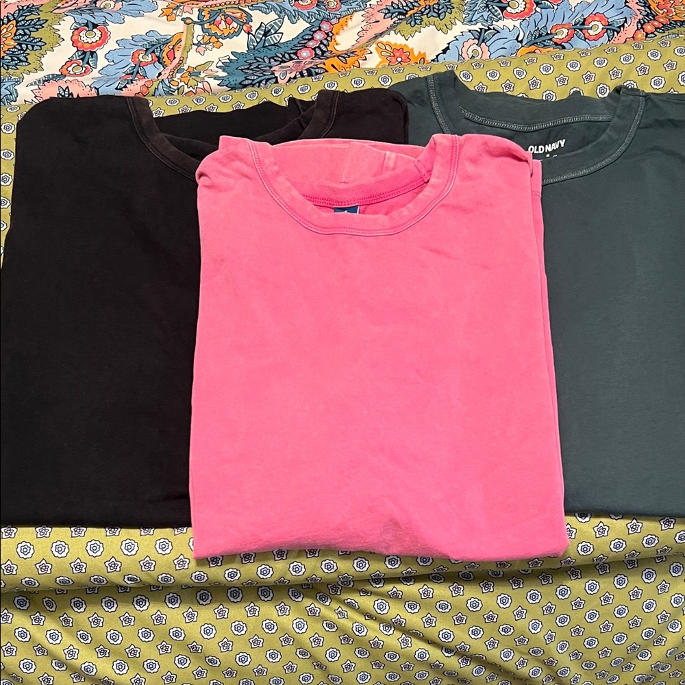 Old Navy Trio: Vibrant Pink, Classic Black, Deep Green Tees